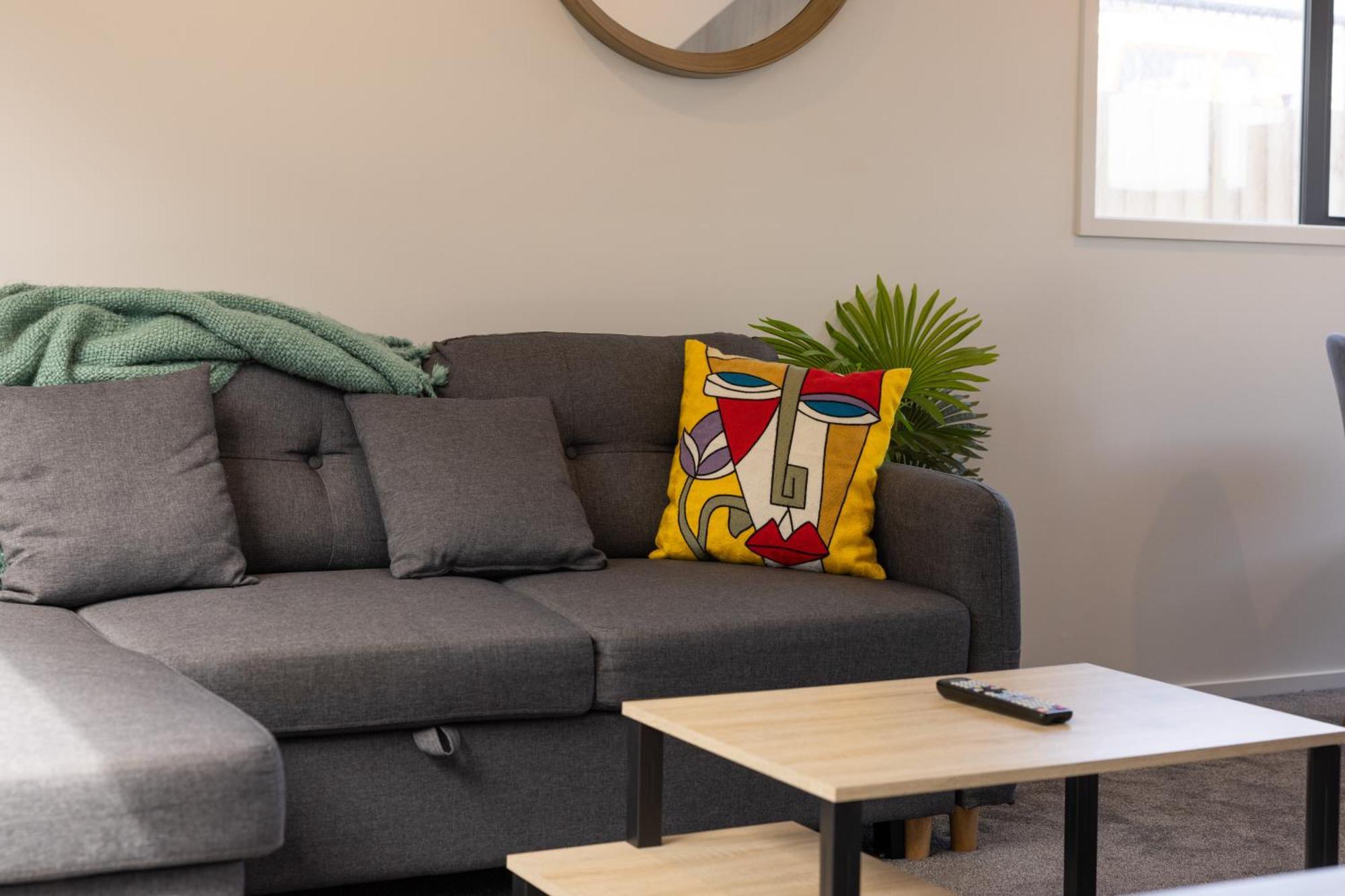 Luxury 2 Bedroom Townhouse By Hagley Park In Cbd Christchurch Eksteriør bilde