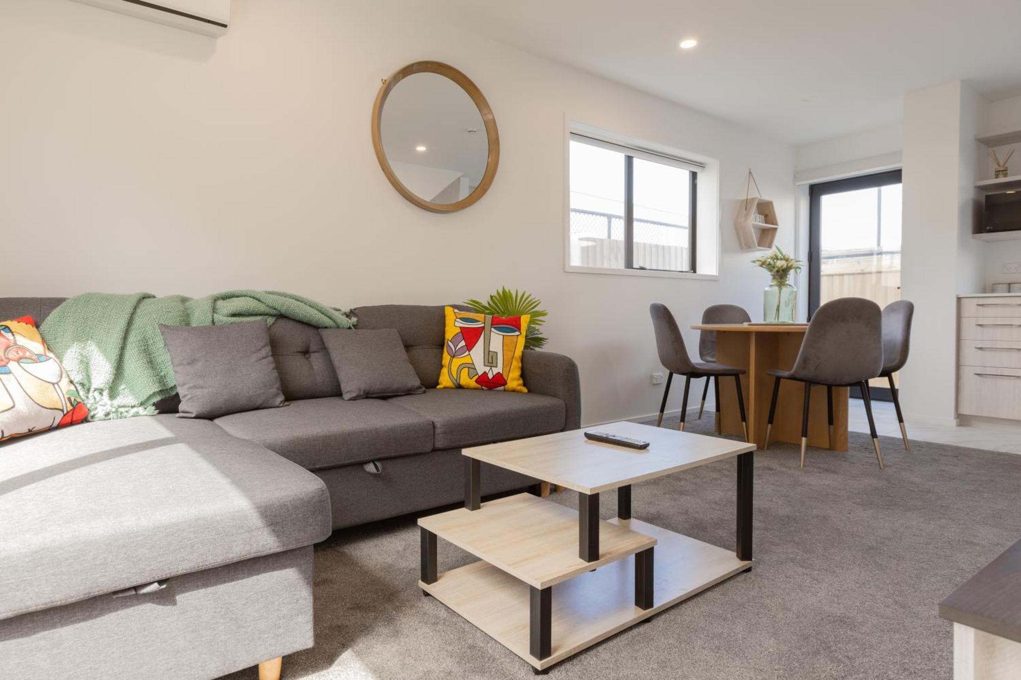 Luxury 2 Bedroom Townhouse By Hagley Park In Cbd Christchurch Eksteriør bilde