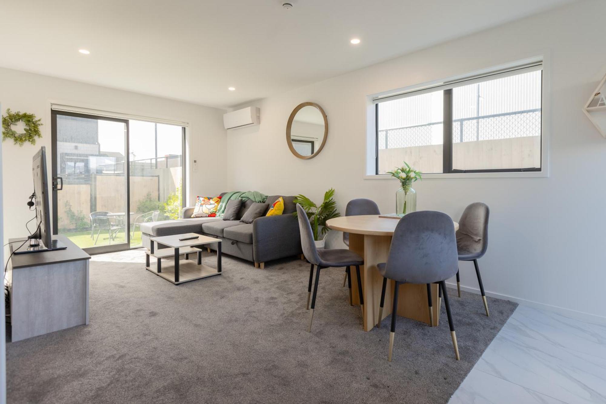 Luxury 2 Bedroom Townhouse By Hagley Park In Cbd Christchurch Eksteriør bilde